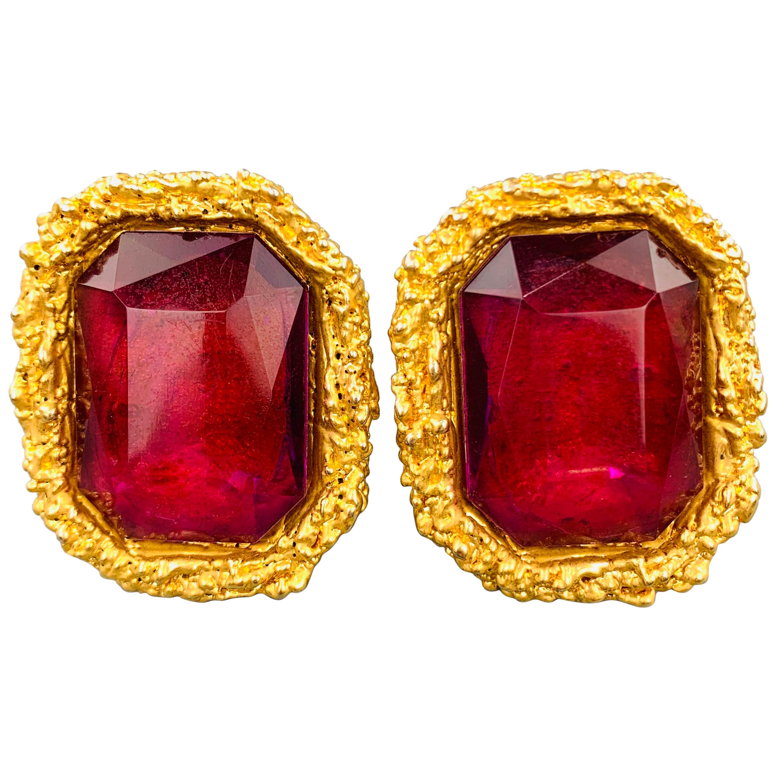 CHANEL Vintage Gold Tone Pink Oversized Gem Clip On Earrings
