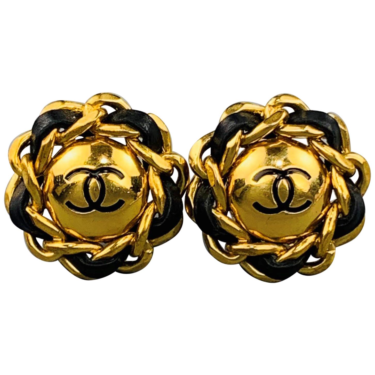 CHANEL VINTAGE Gold Tone & Black Leather Chain CC Clip On Earrings - Season 28