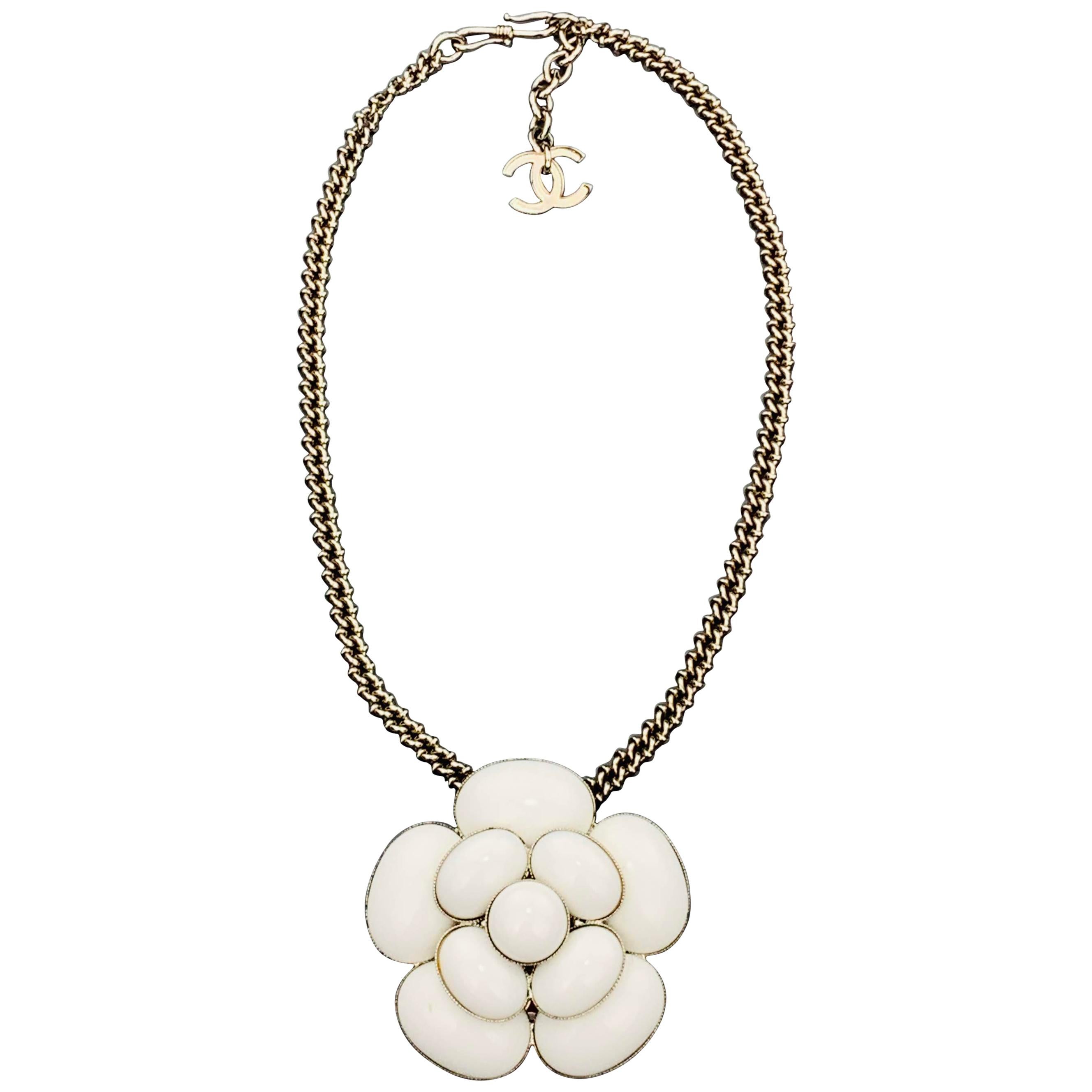 CHANEL 1998 White Enamel Camellia Silver Tone Necklace