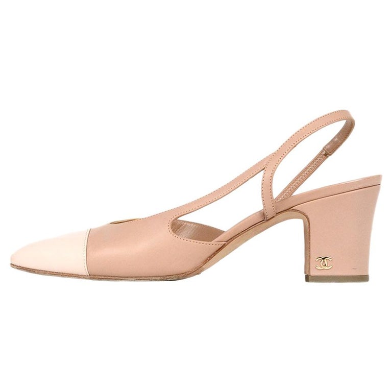 Chanel Nude/Pink Leather CC Slingbacks sz 39 For Sale at 1stDibs   chanelspinkkitty nude, chanel nude slingbacks, chanel slingback nude