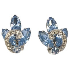 Retro 1950s Weiss Clip-on Sky Blue Rhinestone Earrings 