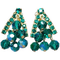 Vintage Green Dangling Cluster Crystal Clip on Earrings in Gold, 1900s