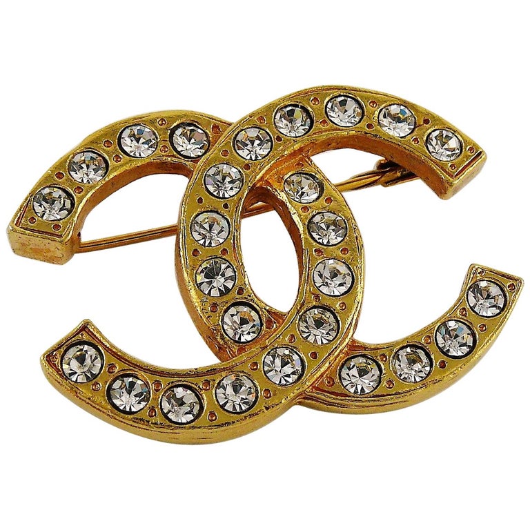 Chanel Vintage Gold Toned Crystal Classic CC Brooch at 1stDibs