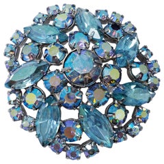 Vintage Aurora Borealis Crystal Round Abstract Flower Motif Brooch in Silver, mid 1900s