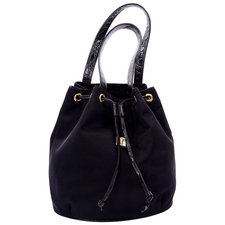 Gianni Versace Couture Black Leather Medusa Drawstring Bag - Gianni Versace
