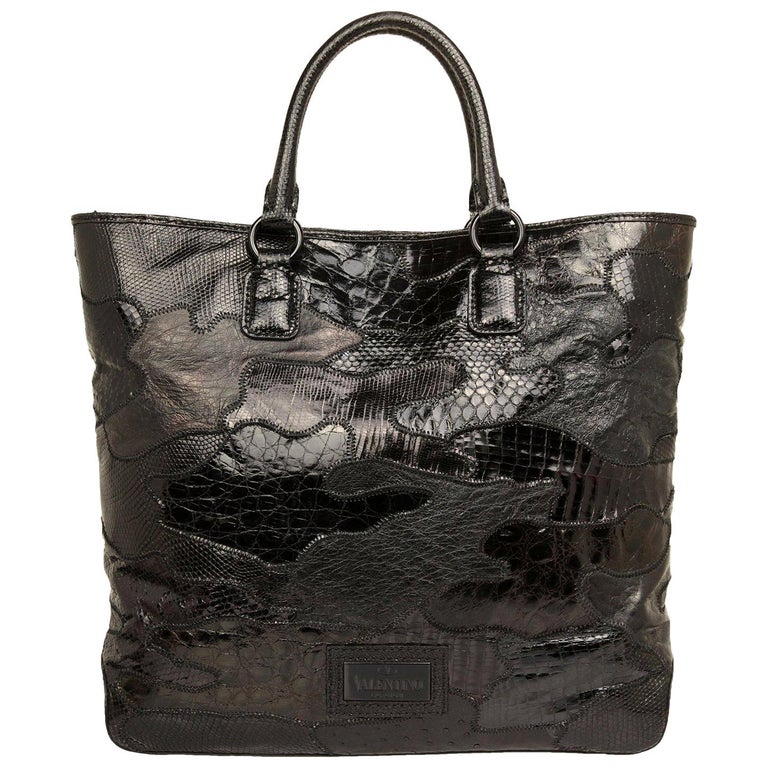 Valentino Women luxury Tote bag black 7WB00671-AMIP01-0NO For Sale