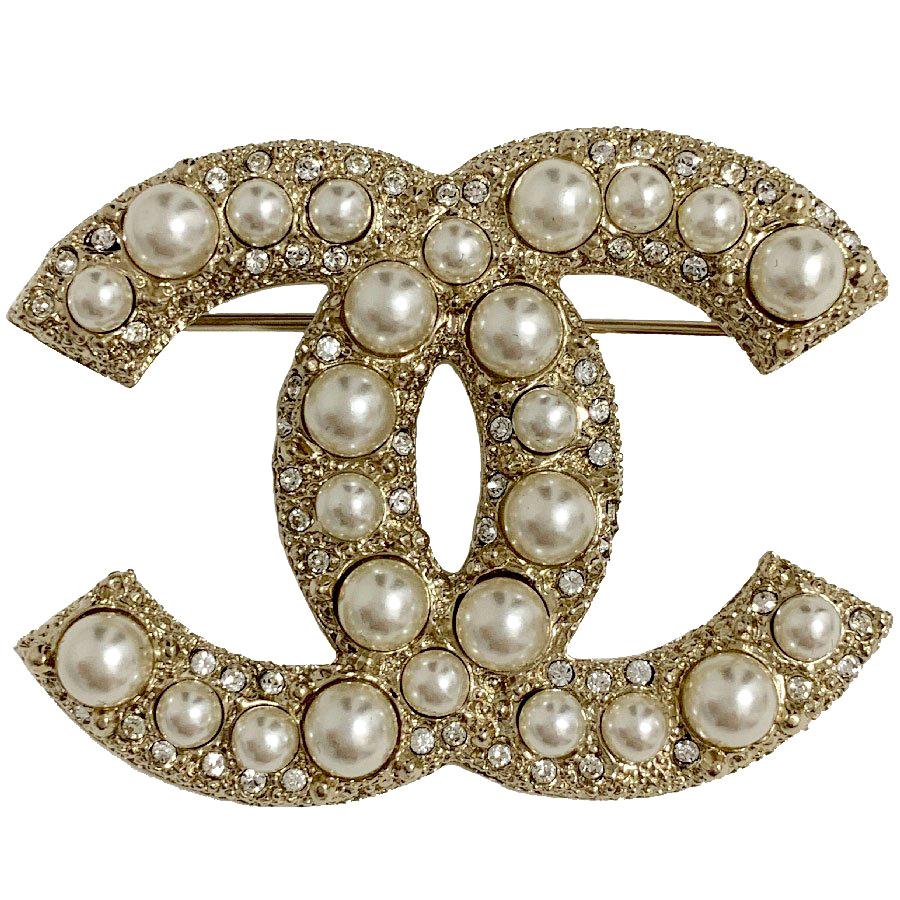 CHANEL CC Brooch in Gilt Metal set with Pearls and Rhinestones at 1stDibs