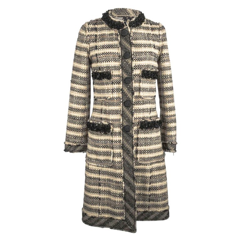 Marc Jacobs Coat Tweed w/ Embellished Details Polka Dot Lining 4 For Sale  at 1stDibs