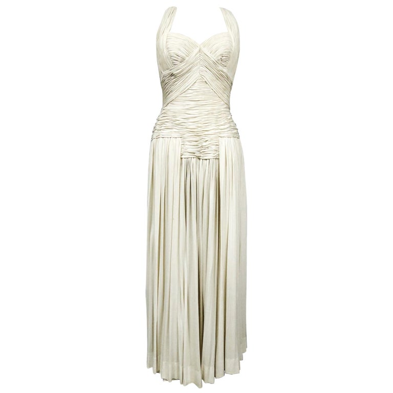 A Carven French Haute Couture Evening Dress in Pleated Jersey Silk Circa 1950 For Sale