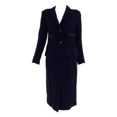 Chanel Creations-Paris Black Boucle Wool Suit 1971