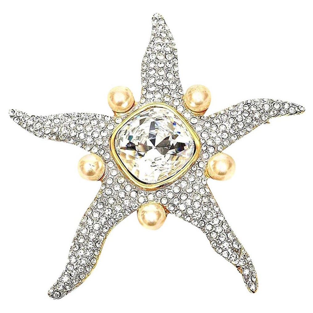 Spilla vintage di Valentino con perle finte e strass di vetro, stella marina in passerella in vendita