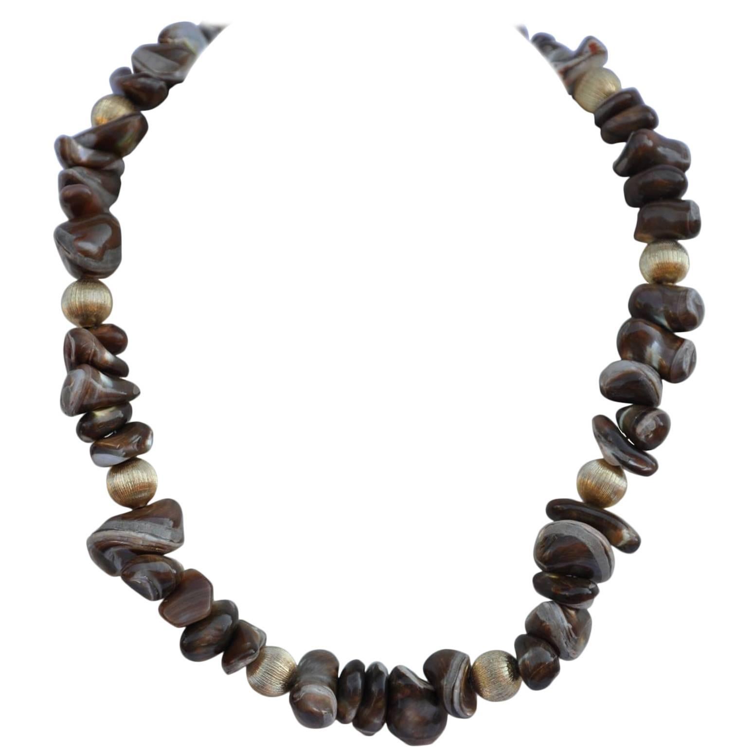 Multi-Size Natural Tri-Color Stones with Gilded Gold Necklace For Sale