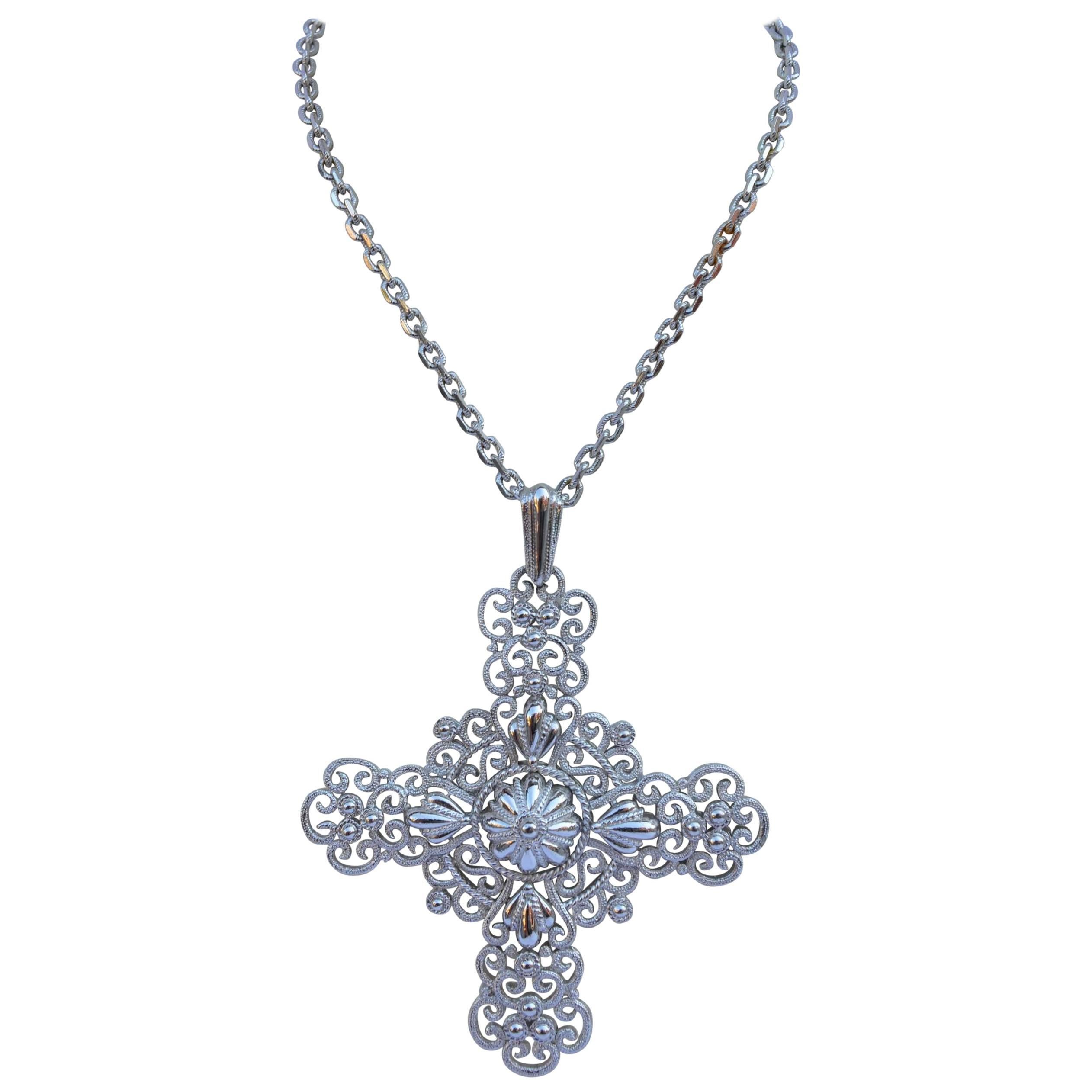 Trifari Polished Filigree Detailed Large Pendant and Necklace For Sale