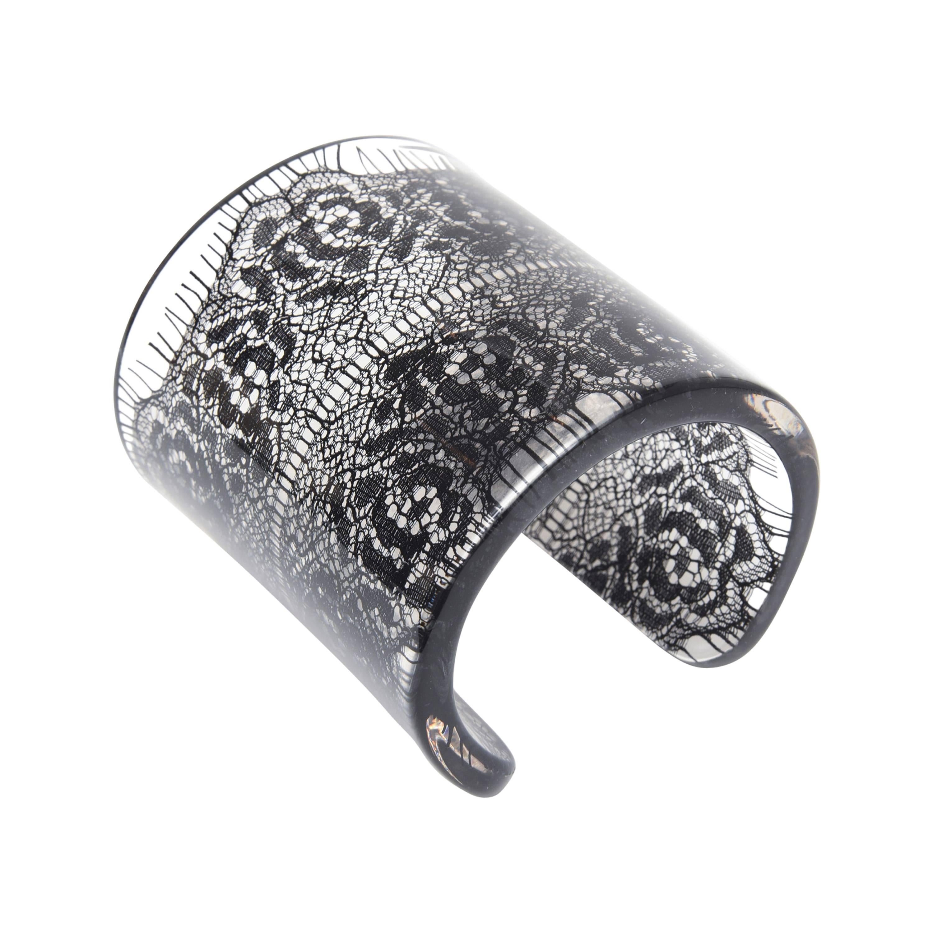 Wide French Resin Black Lace Cuff