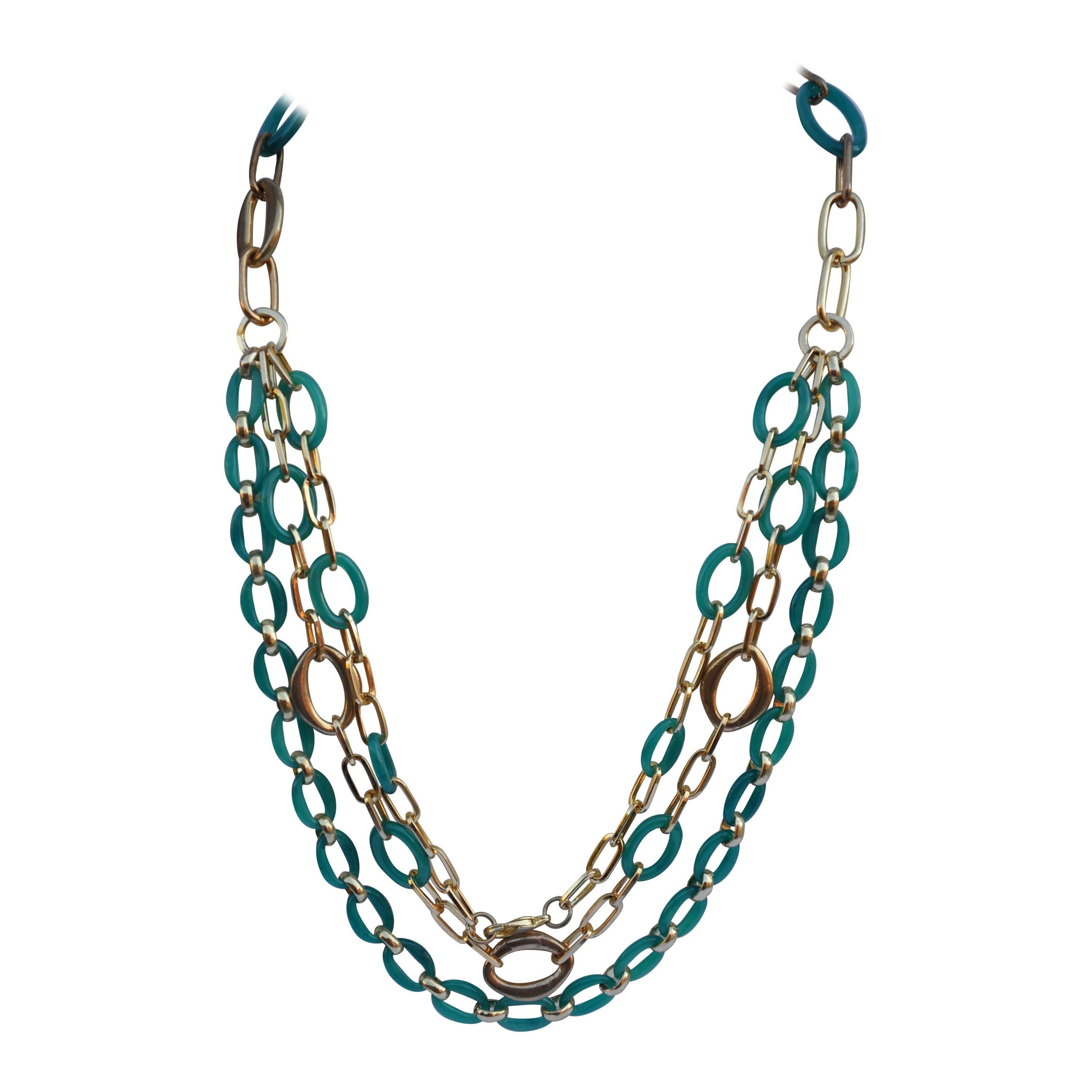 Collar de tres vueltas de jadeíta con oro en venta