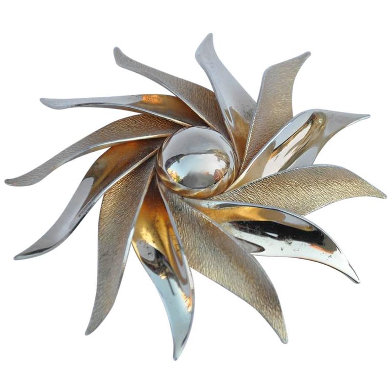Huge Bold ""Starburst"" Goldfarbene Brosche