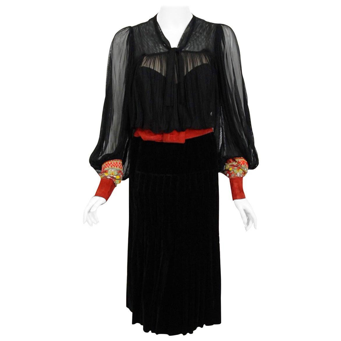 Vintage 1930s Worth Haute Couture Beaded Black Velvet & Silk Billow-Sleeve Dress For Sale
