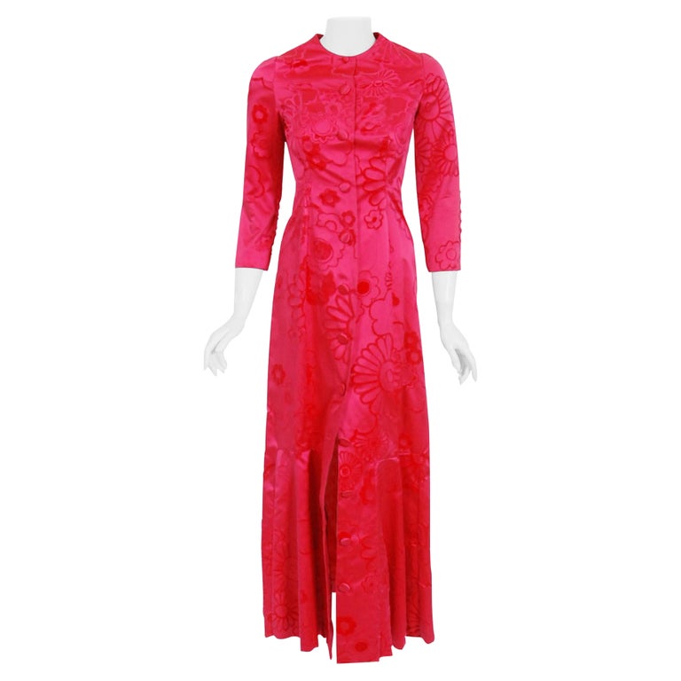 Vintage 1970 Mainbocher Couture Documented Hot-Pink Flocked Silk Mermaid Dress For Sale