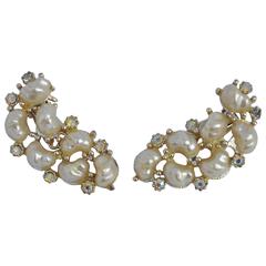 Large Curve Pearls with Rhinestones Ear Clips