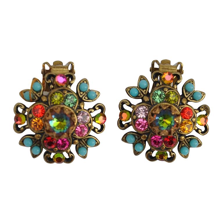 Pendientes multicolor firmados por Michal Negria