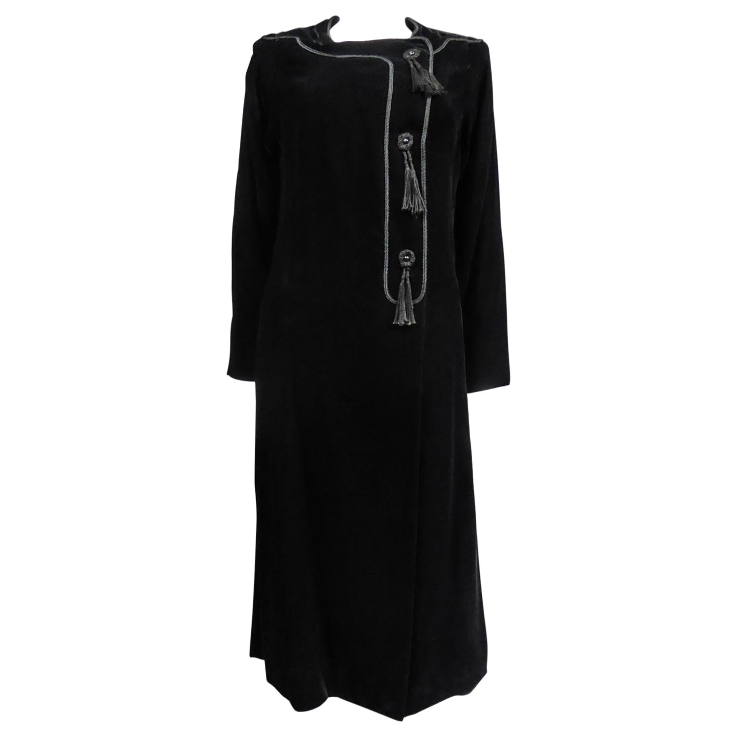 Emanuel Ungaro - Petite robe noire de haute couture française, numéro 4383-10-76, circa 1976 en vente