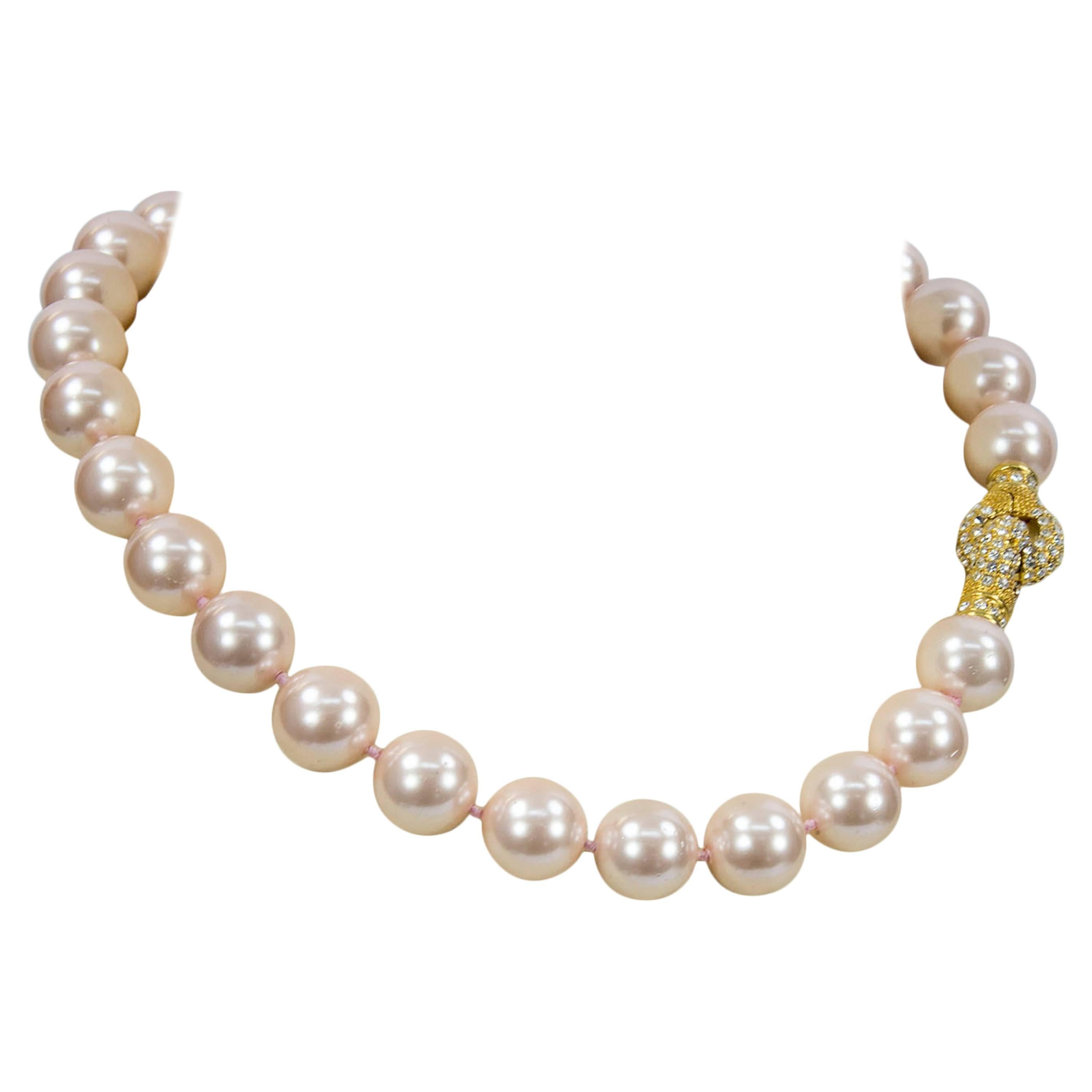 Beautiful Pink Faux Pearl Choker Statement Necklace For Sale