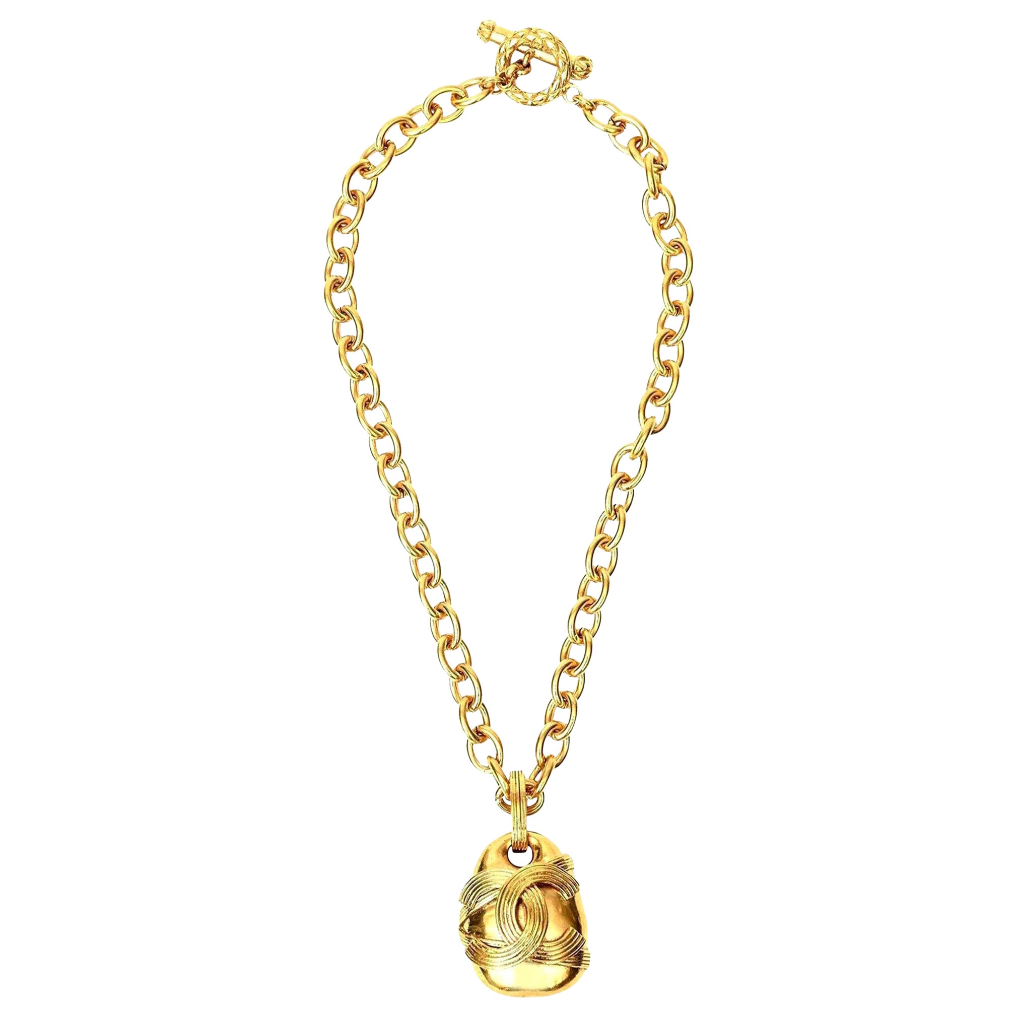 Chanel Kette Halskette mit CC-Anhänger