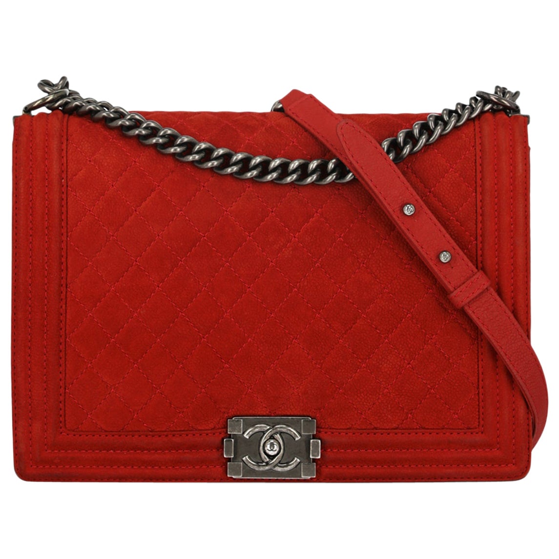 Chanel Red Quilted Leather Vintage Round Crossbody Bag For Sale at 1stDibs