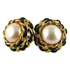 Chanel Vintage Massive Iconic Chain & Leather Pearl Clip-On Earrings 11