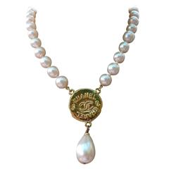 Chanel Vintage Pearl Necklace with CC Logo Coin Fall 1994 2
