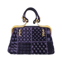 Roberta Dicamerino Purple Velvet Handbag w/ Geometric Design
Grosgrain Handle Roberta Dicamerino Purple Velvet Handbag w/ Geometric Design
Grosgrain Handle