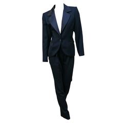 Yves Saint Laurent YSL "Le Smoking" Collection Capsule 3 pièces smoking noir