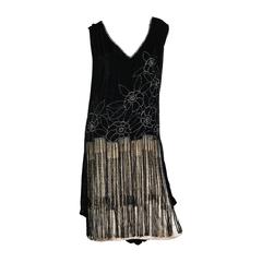 Very fine 1920s Velvet Dress with Fringe and Crystals 3