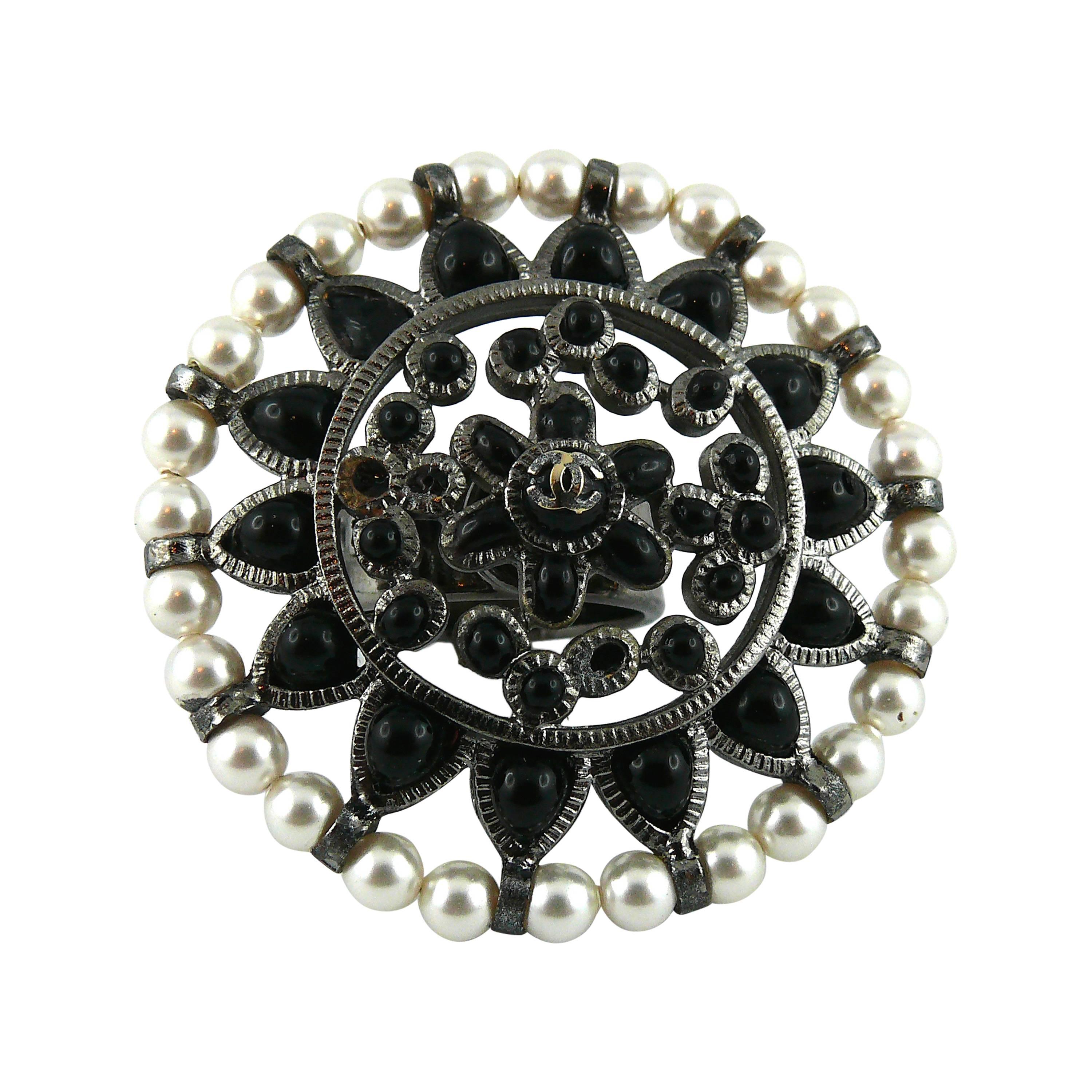 Chanel Black and White Couture Flower Ring US Size 6 3/4