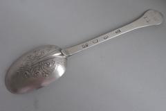 A very fine James II Lace Back Trefid Spoon 