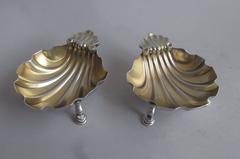 Antique A very fine and rare pair of George III Shell Dishes by Peter & William Bateman