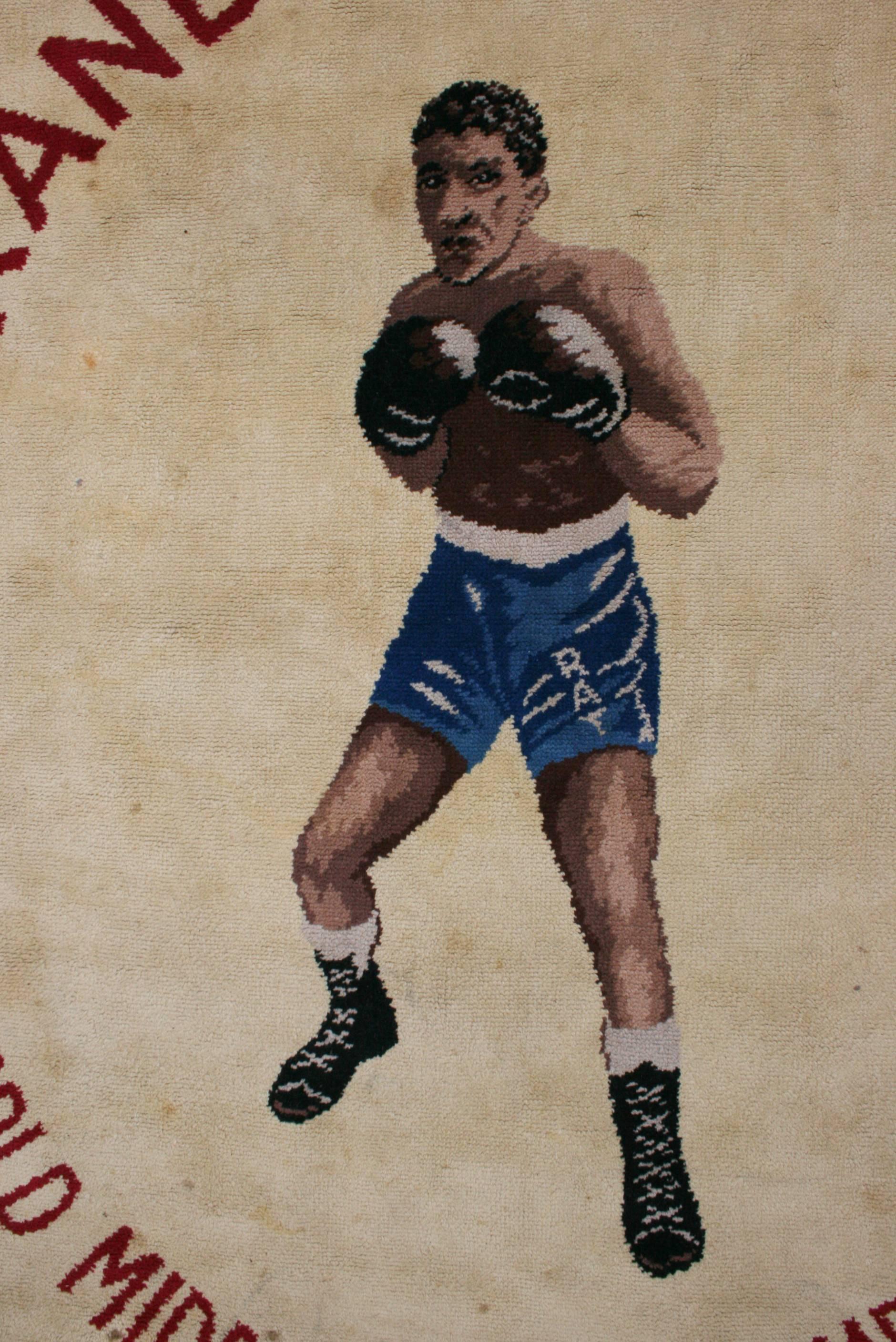 Ein großer Teppich von Randolph Turpin. 
Ein wunderschöner, beeindruckender Teppich, der für den britischen Boxer Randolph Turpin (Spitzname 