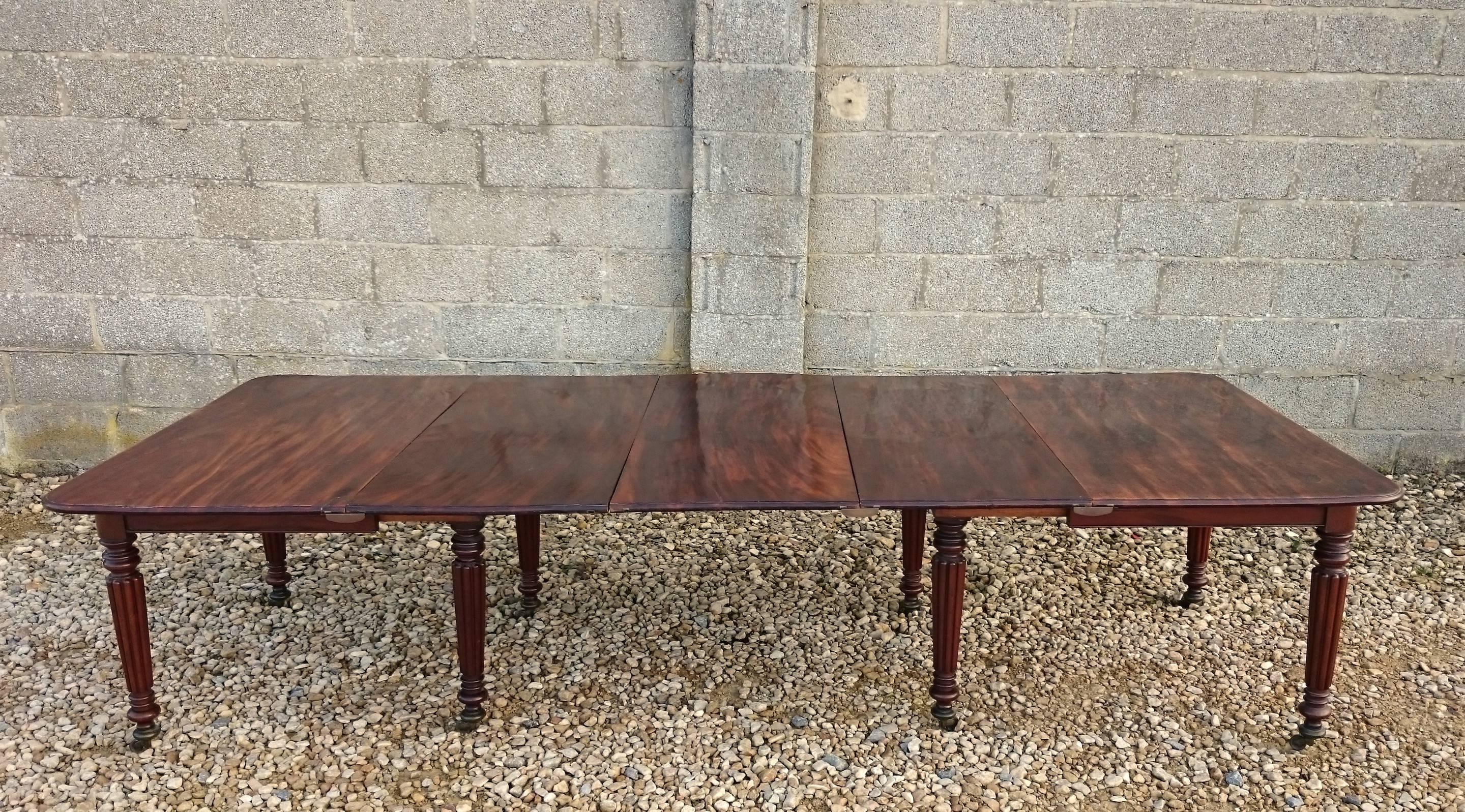 Regency Mahogany Antique Dining Table In Good Condition In Gloucestershire, GB