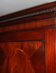 George III Mahogany Gentleman's Press