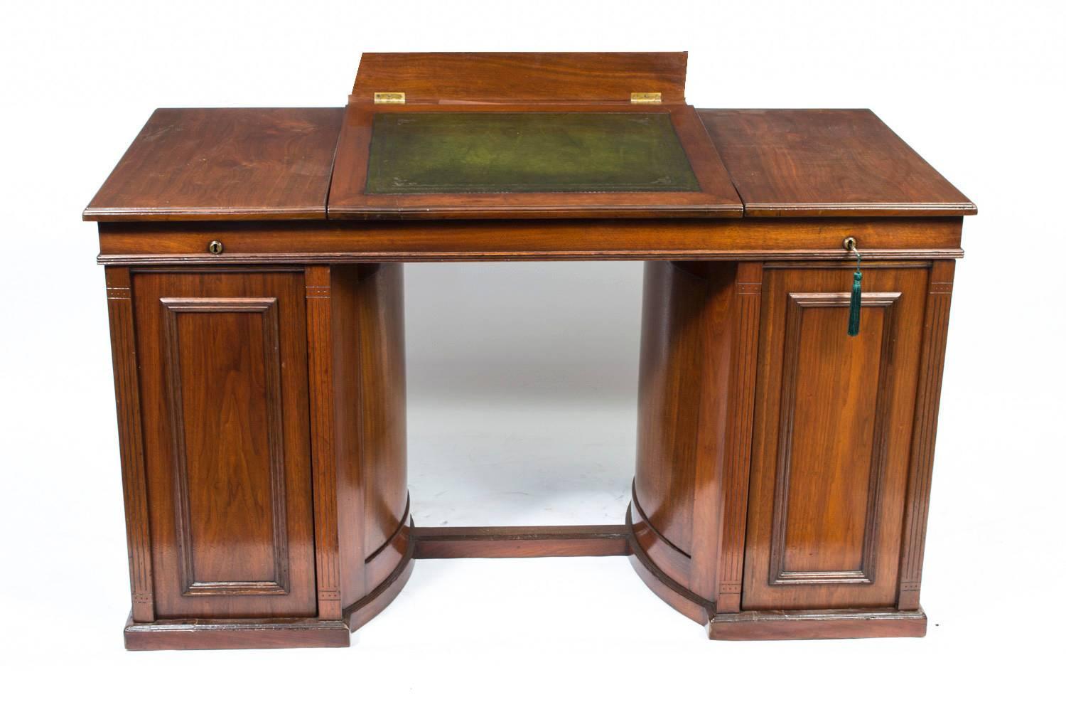 19th Century Antique Rare Victorian Pedestal Desk Wooton Style, circa 1870