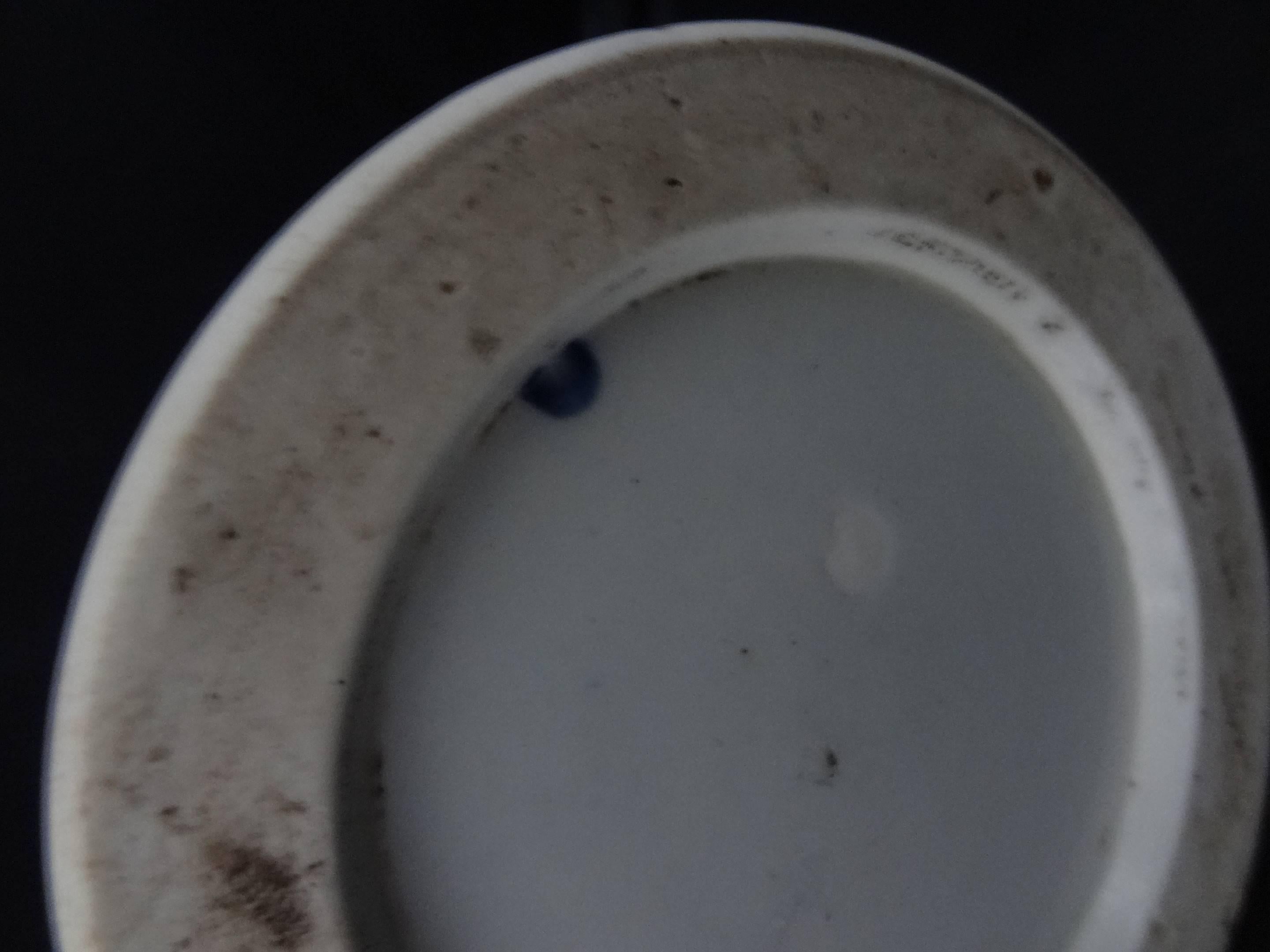 Porcelain Mug with Blue and White Decoration For Sale 3