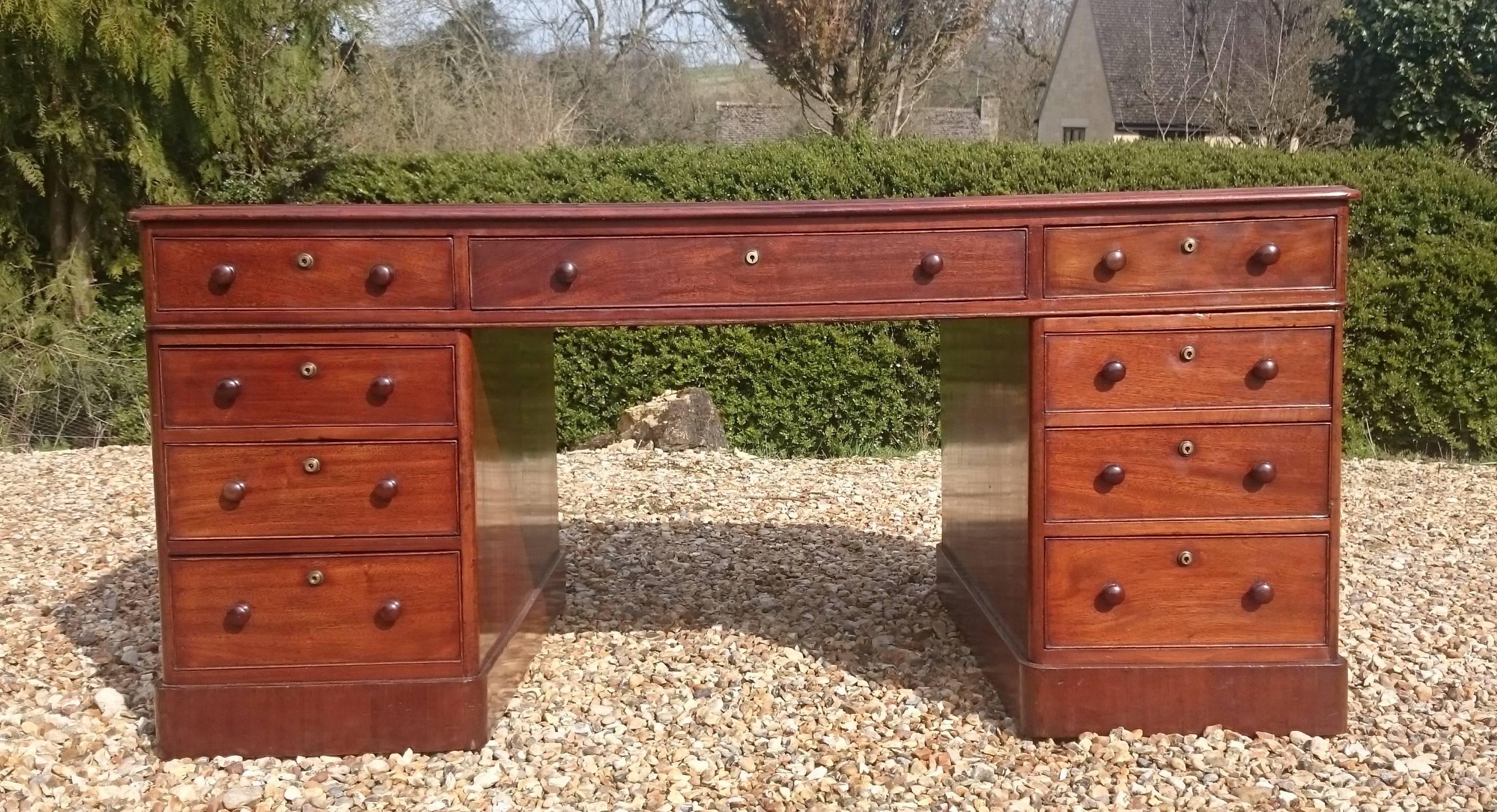 British Early 19th Century Antique Partners Pedestal Desk