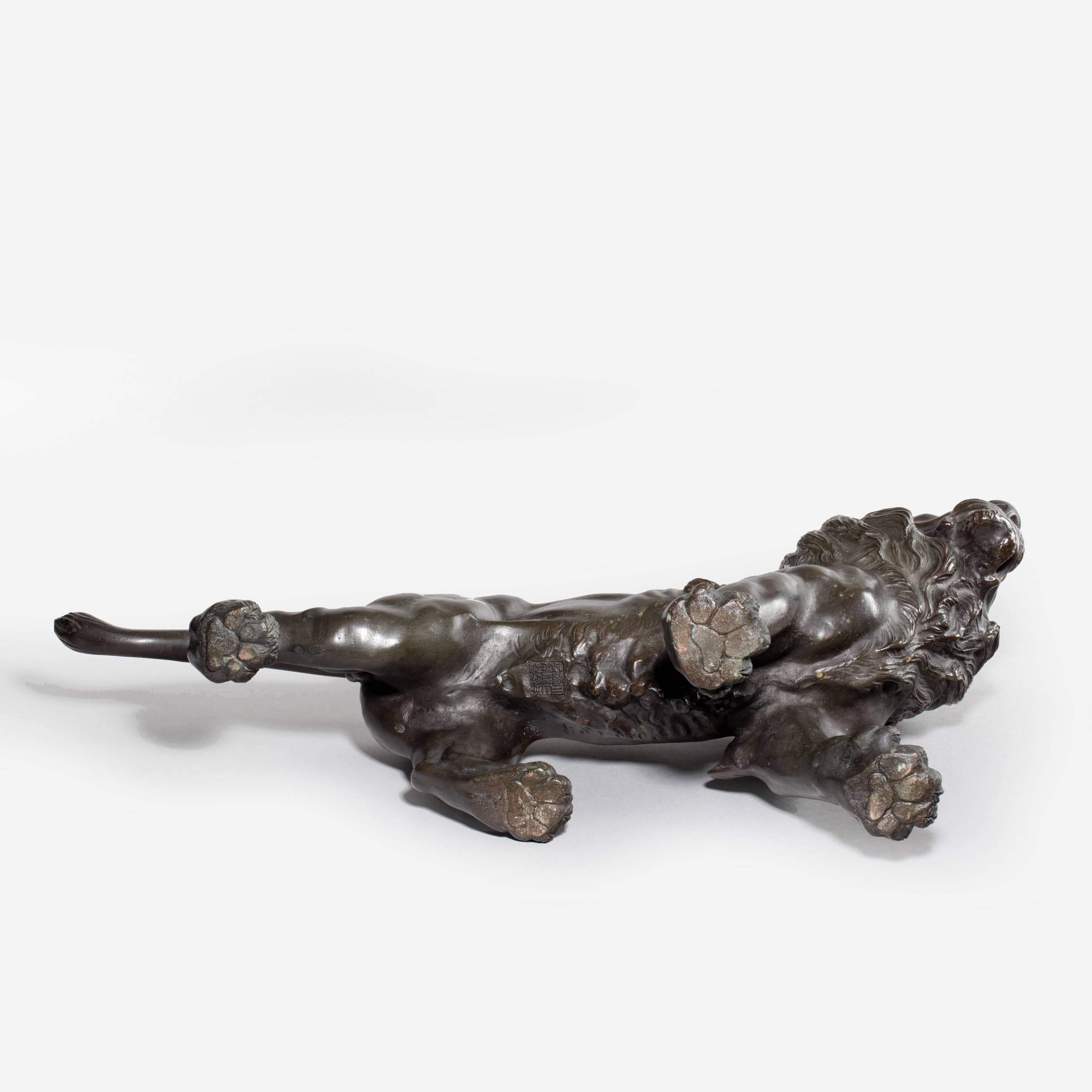 Meiji Bronze Lion Sculpture In Good Condition In Lymington, Hampshire
