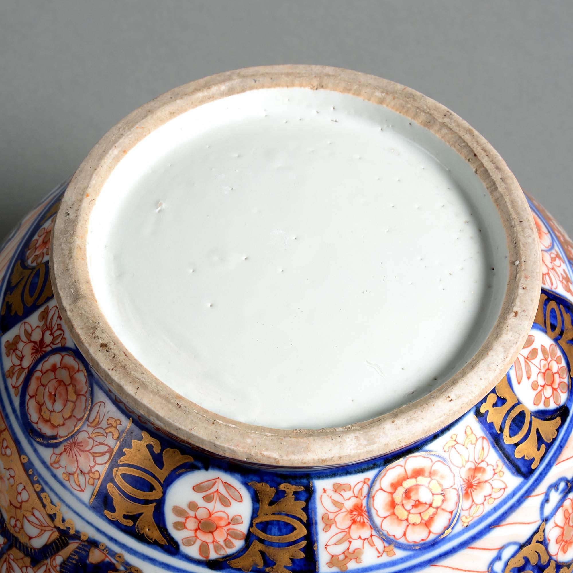19th Century Imari Porcelain Jardiniere In Good Condition In London, GB