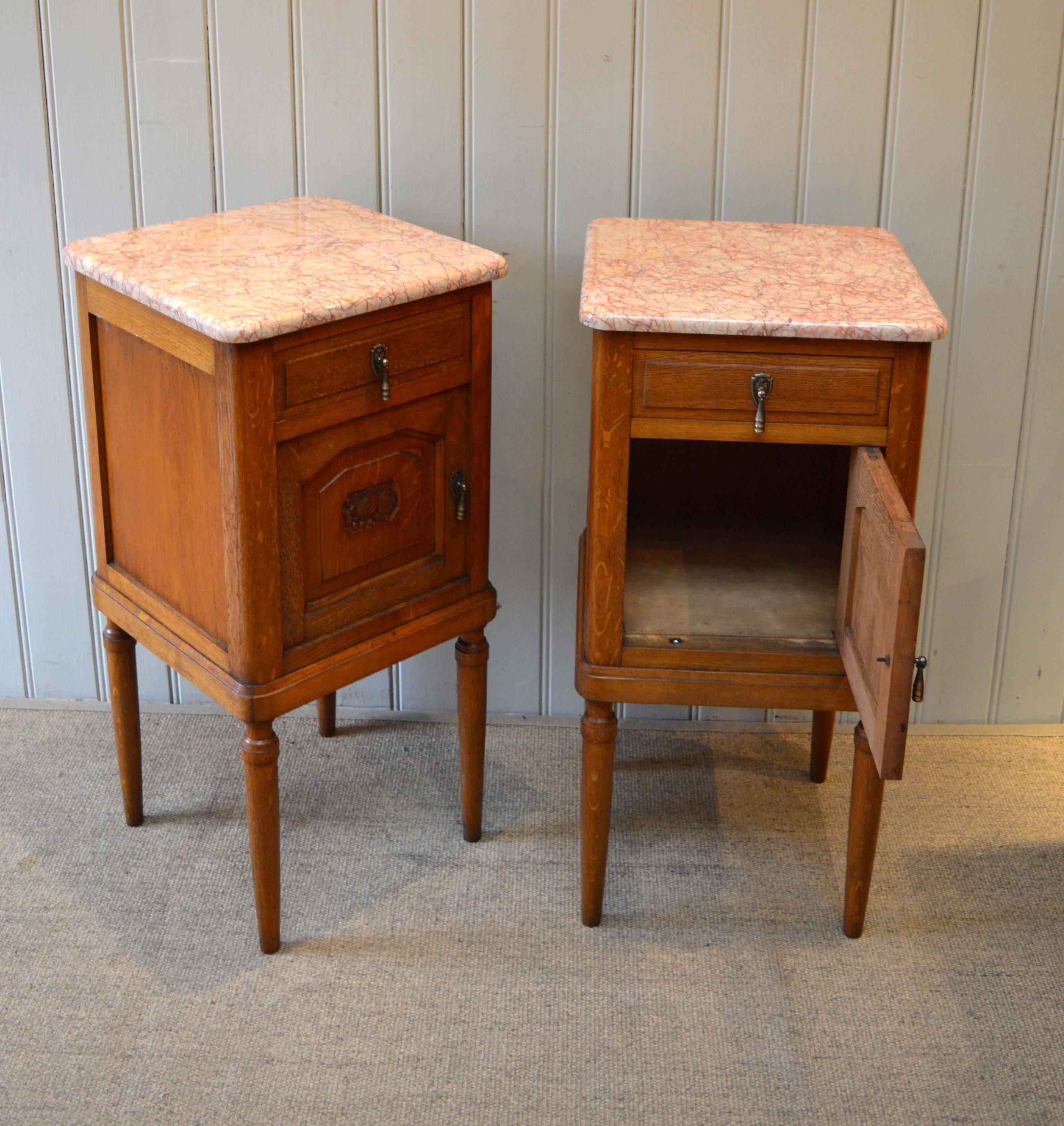 20th Century Pair of Oak Marble-Top Bedside Cabinets