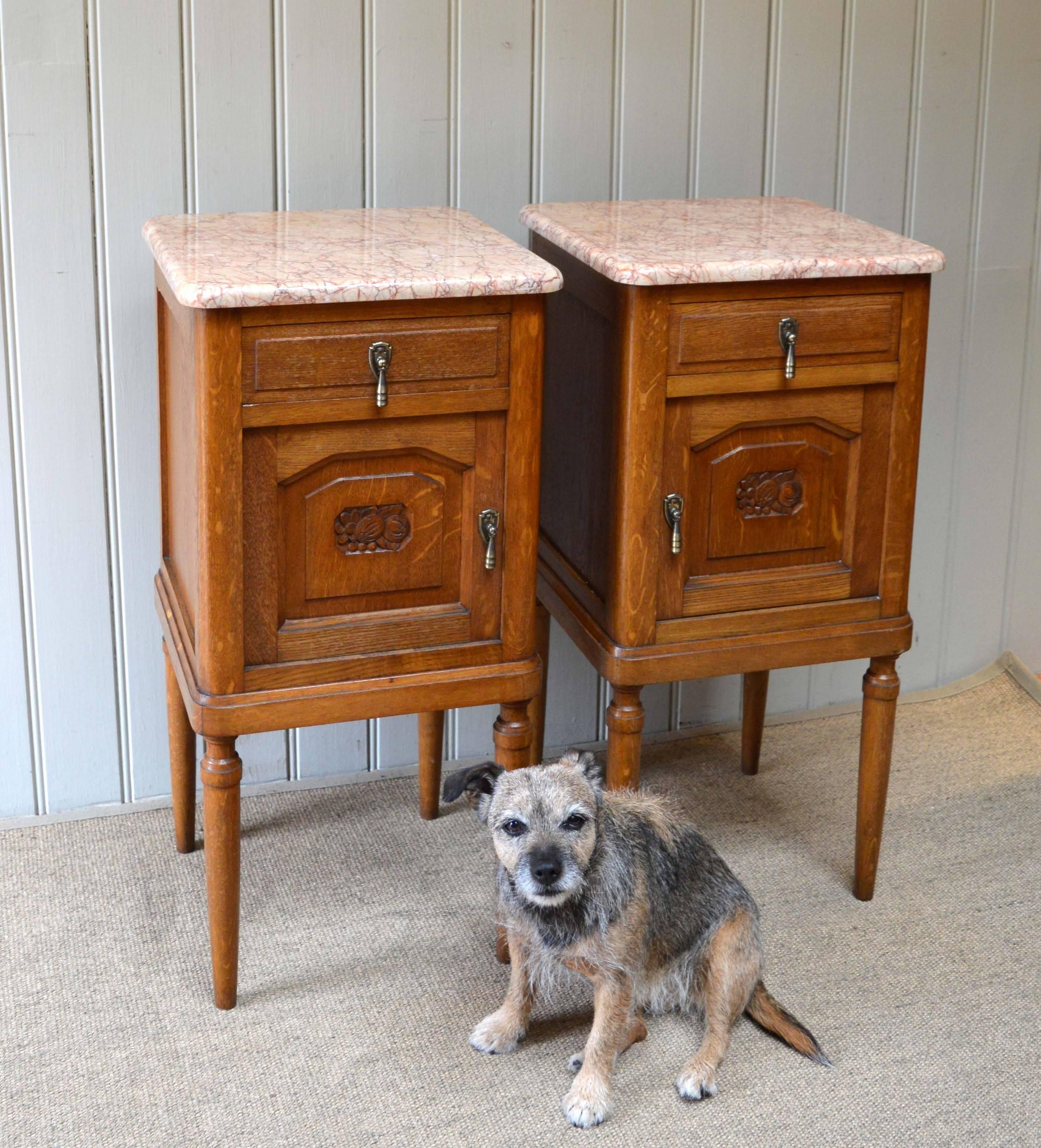 Pair of Oak Marble-Top Bedside Cabinets 3