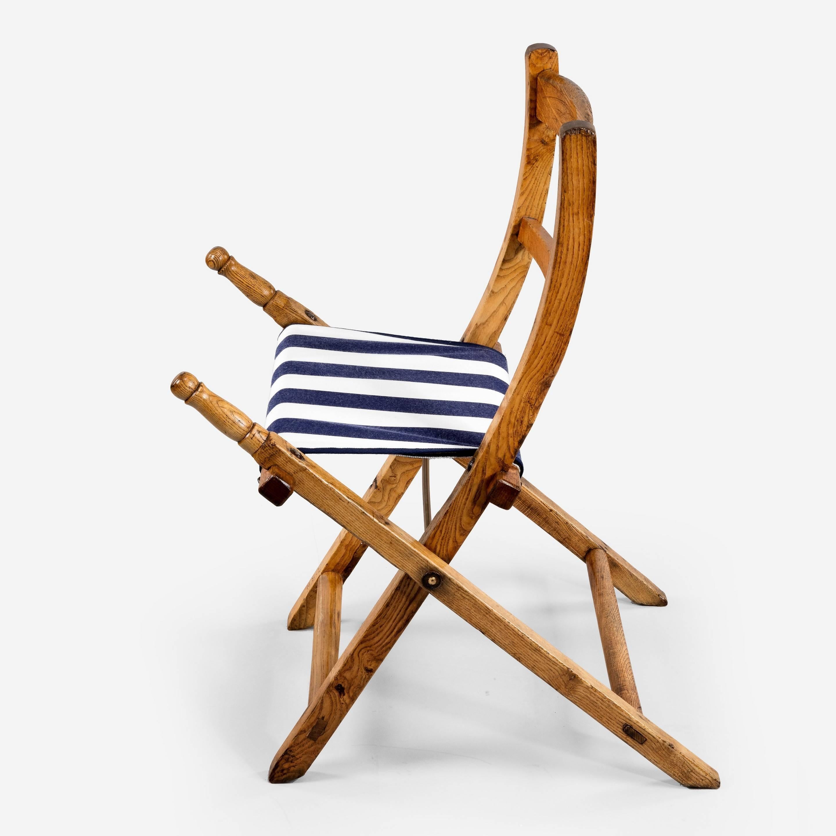 English Set of Ship's First Class Folding Chairs