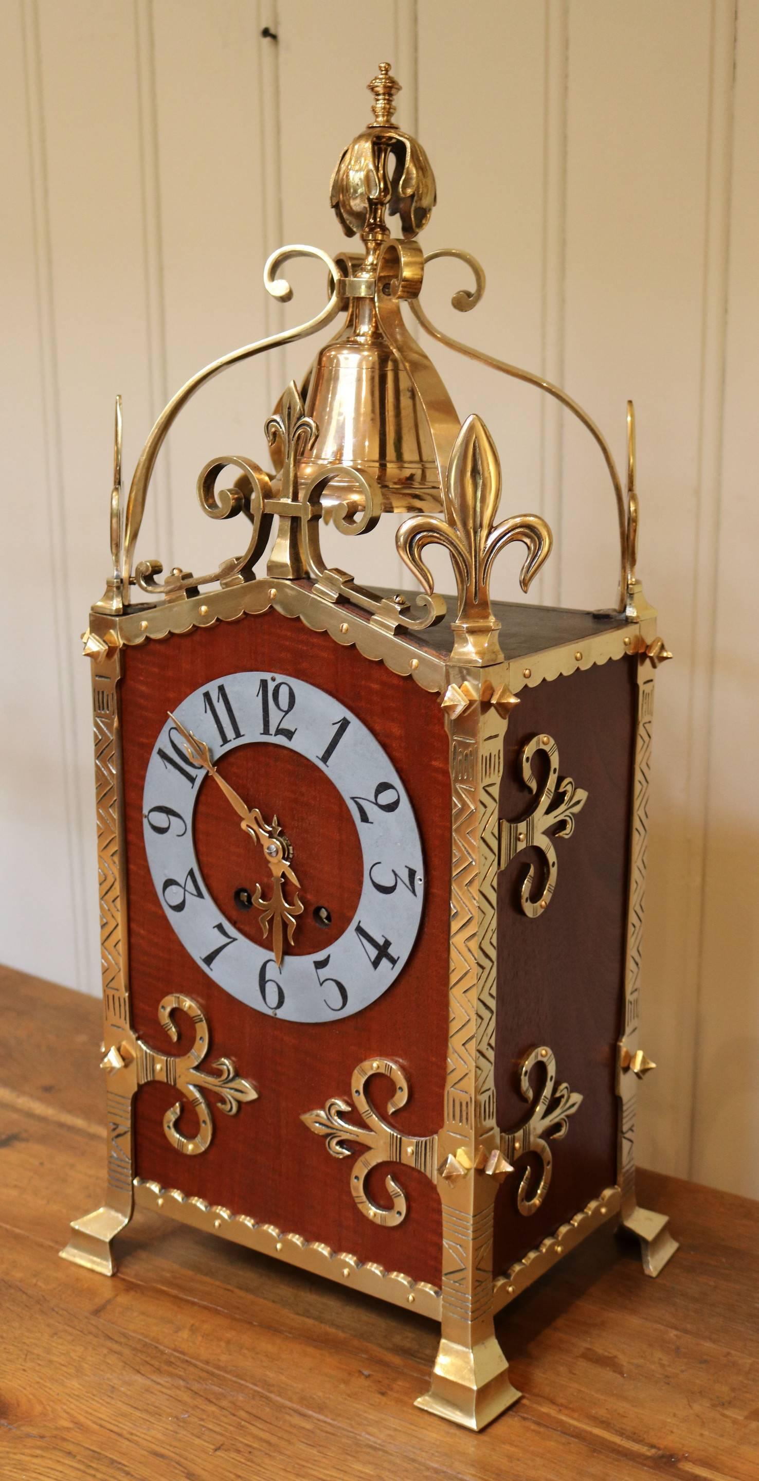 Imposing Gothic Clock Garniture In Good Condition For Sale In Buckinghamshire, GB