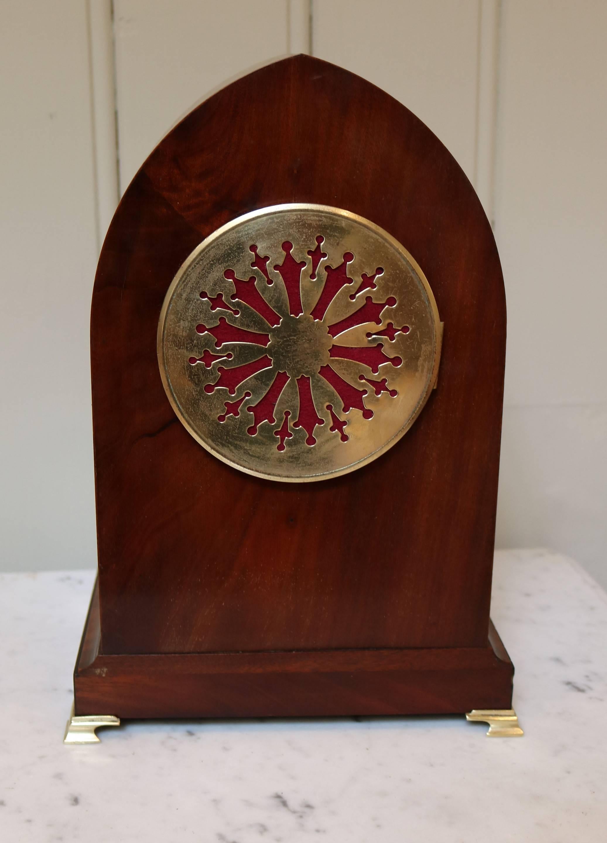 Late 19th Century Mahogany and Inlay Lancet Top Mantel Clock In Good Condition In Buckinghamshire, GB