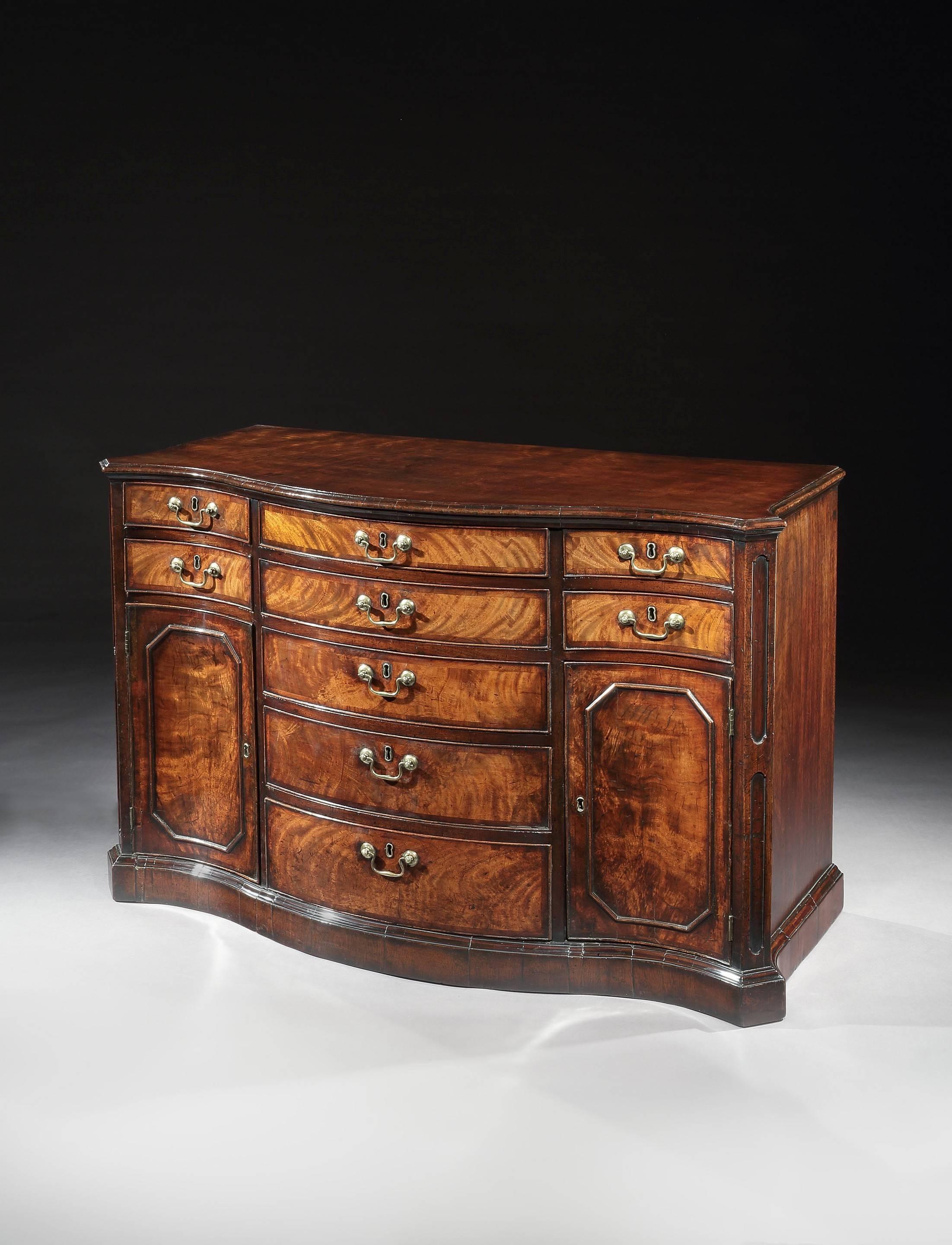 English Pair of George II Mahogany Serpentine Commodes Attributed to Wright & Elwick For Sale